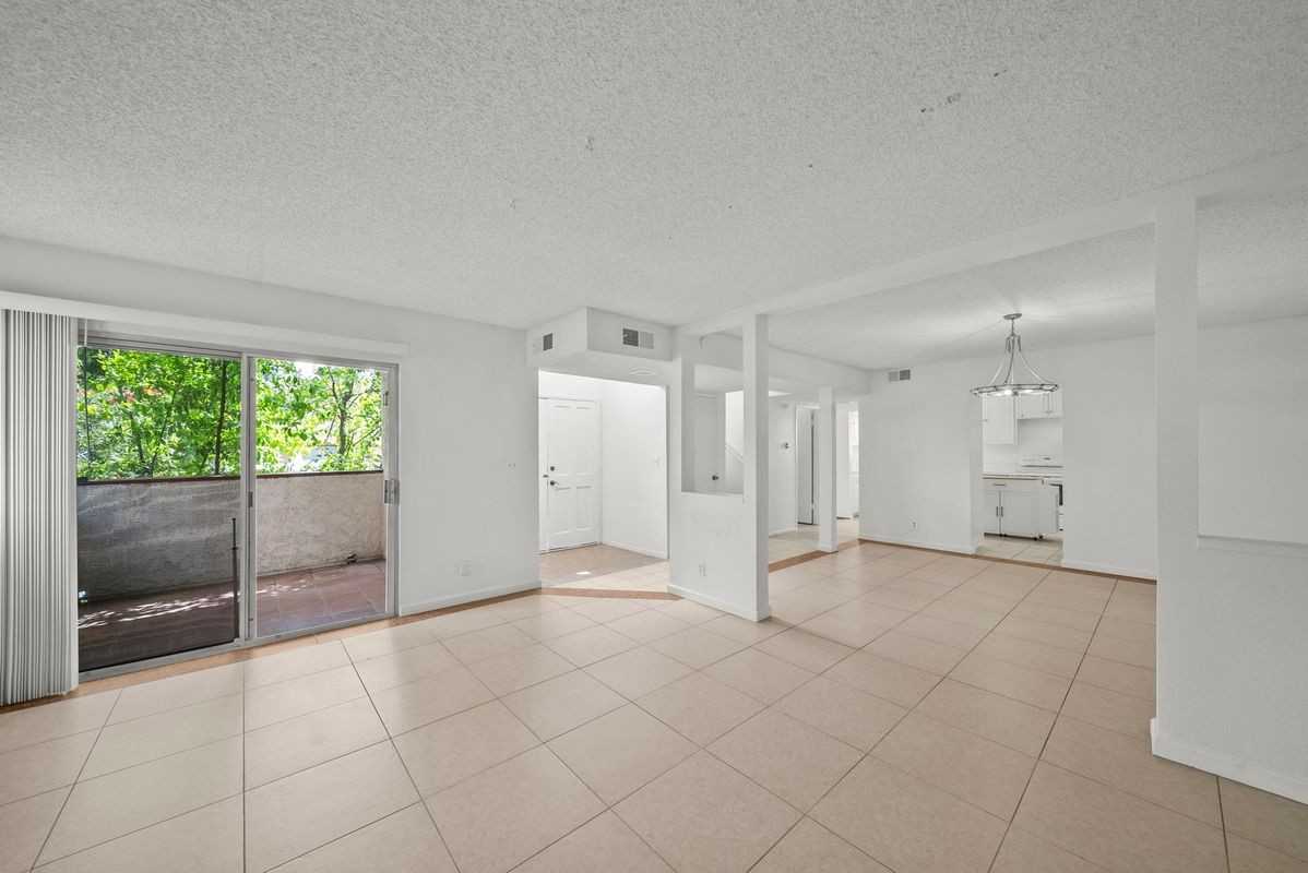 22647 Margarita Dr - Photo 5 of 28