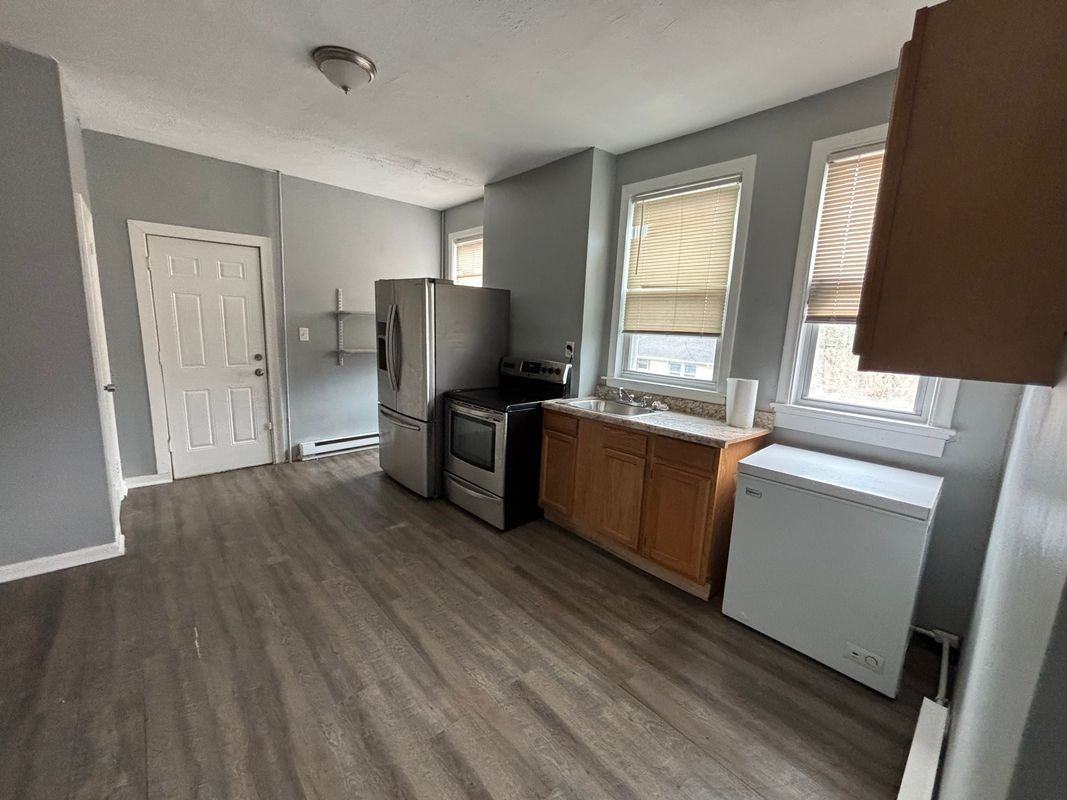 2372 Main St ##2s - Photo 5 of 7