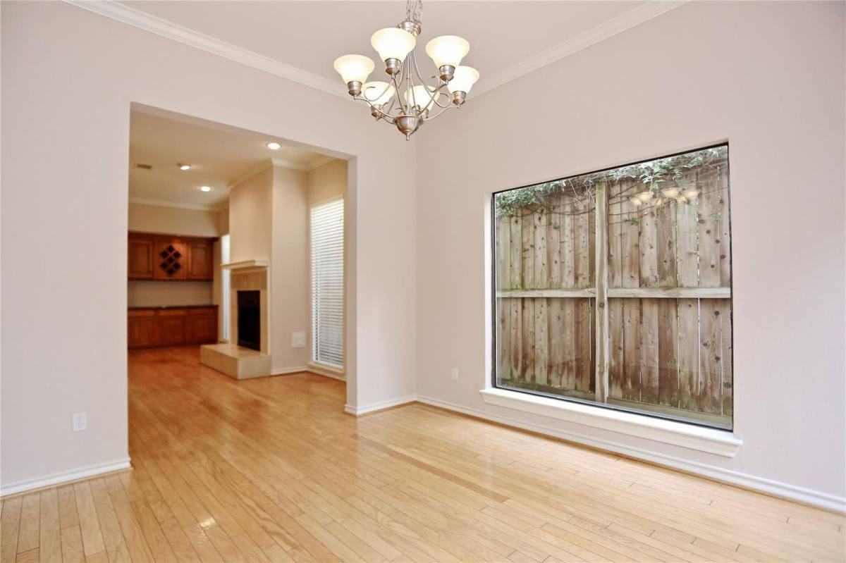 1721 Potomac Dr #C - Photo 3 of 10