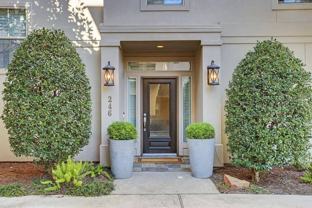 246 Detering St - Photo 1 of 1