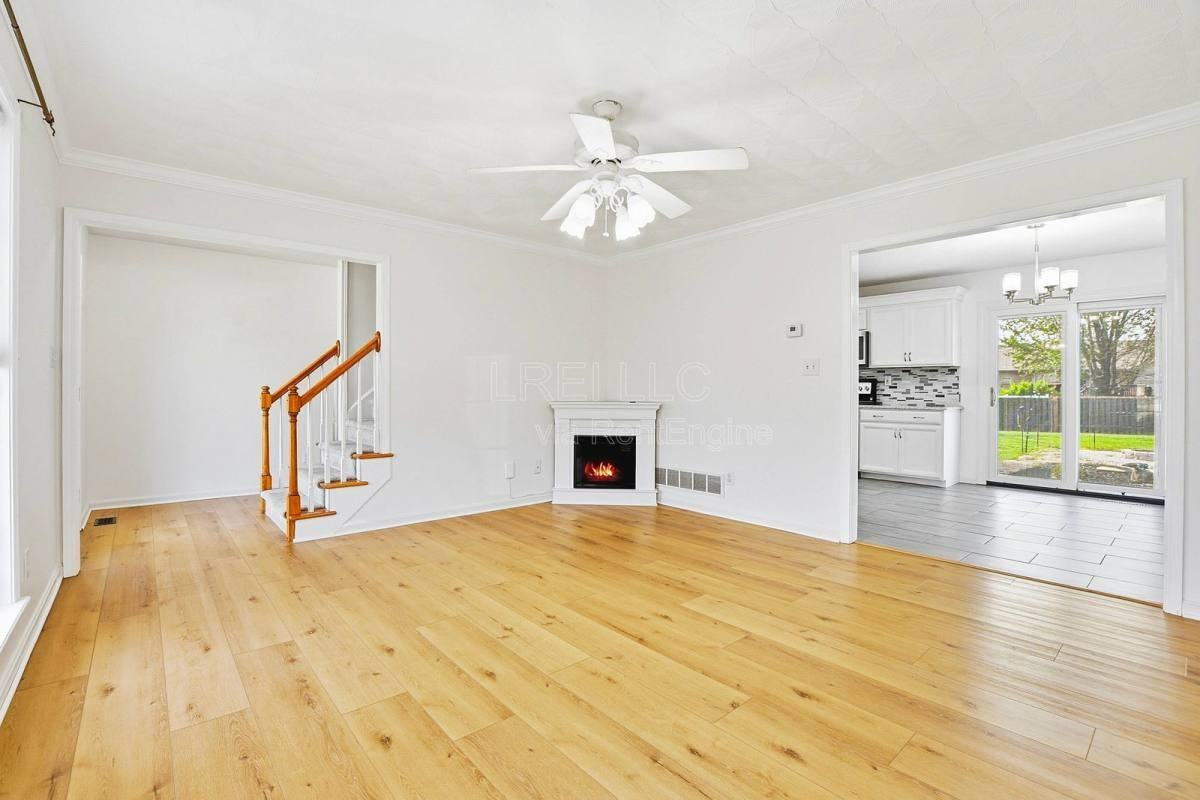 6200 Winding Stream Dr - Photo 2 of 10