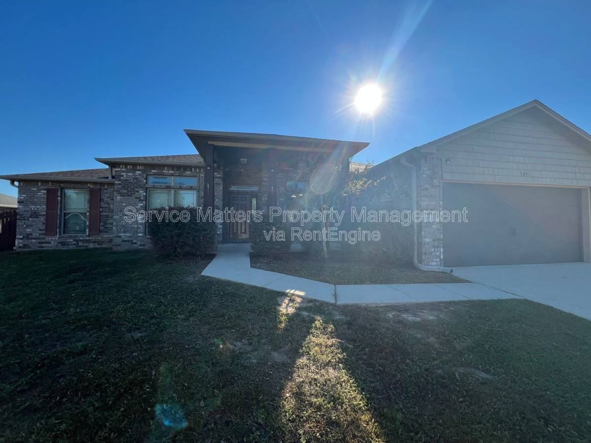 7037 Season Dr - Photo 2 of 7