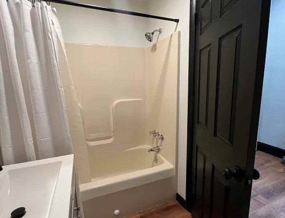 31 W James St #1F - Photo 7 of 10