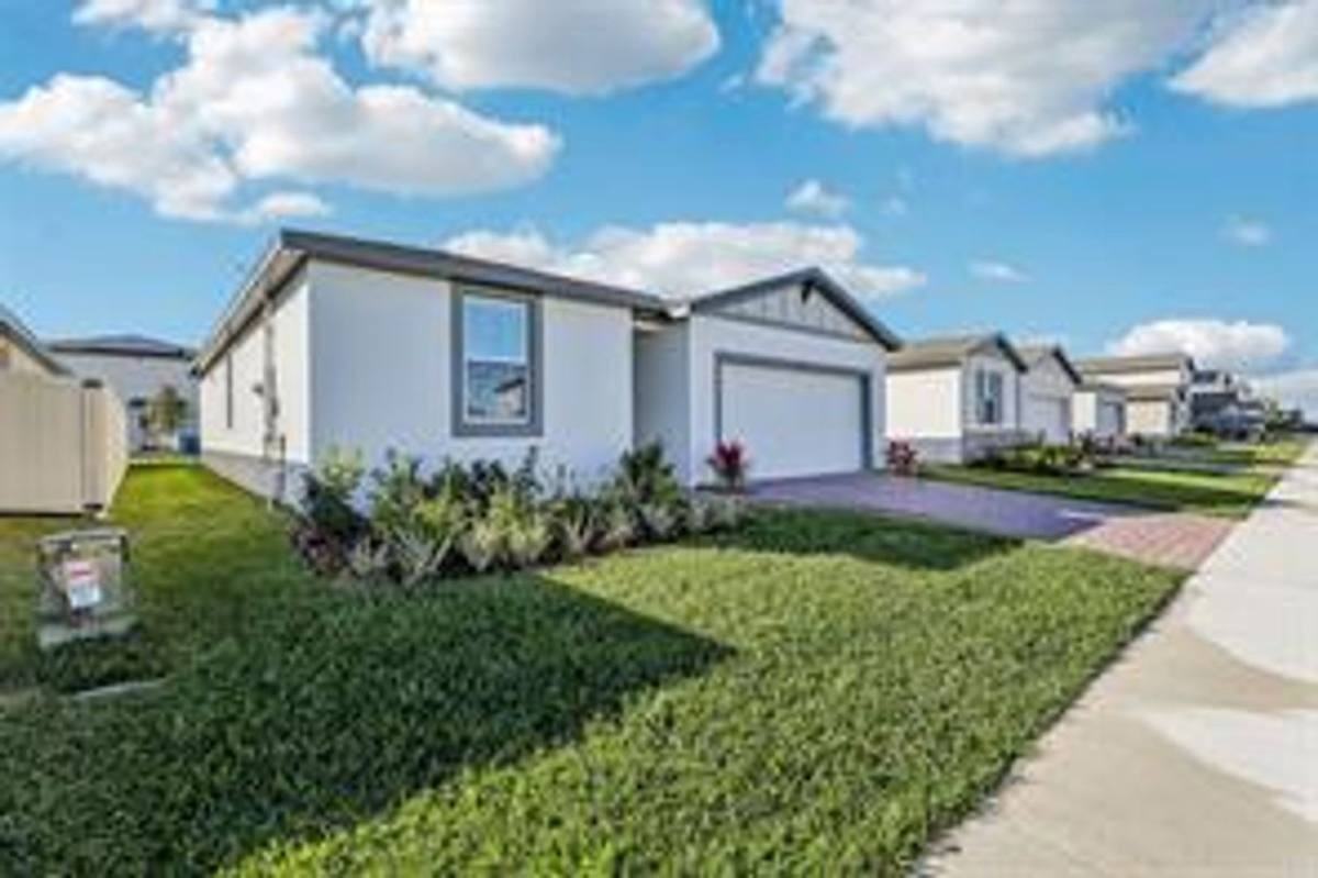 894 Sand Sea Pl - Photo 2 of 10