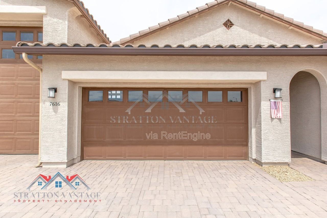 7616 W Raymond St - Photo 4 of 50