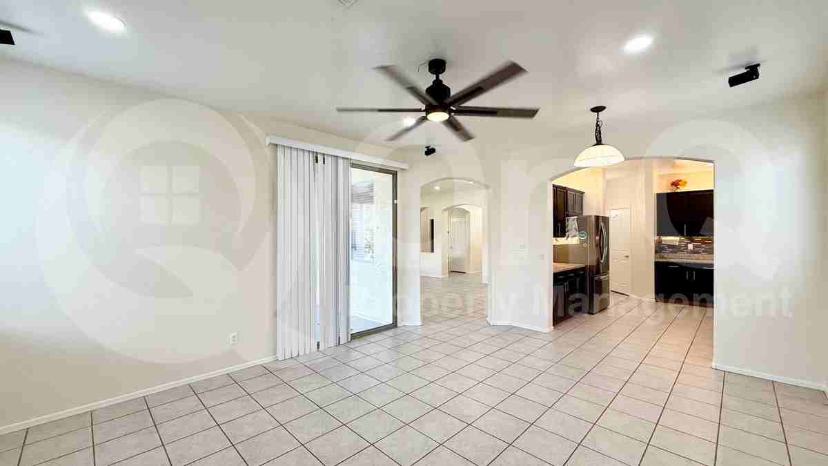 3674 E Bluebird Pl - Photo 4 of 21