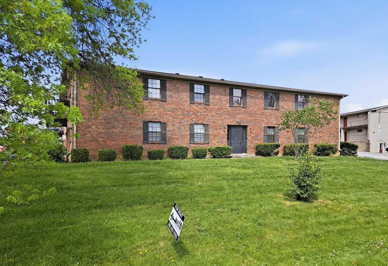 176 Thistlewood Ave #16