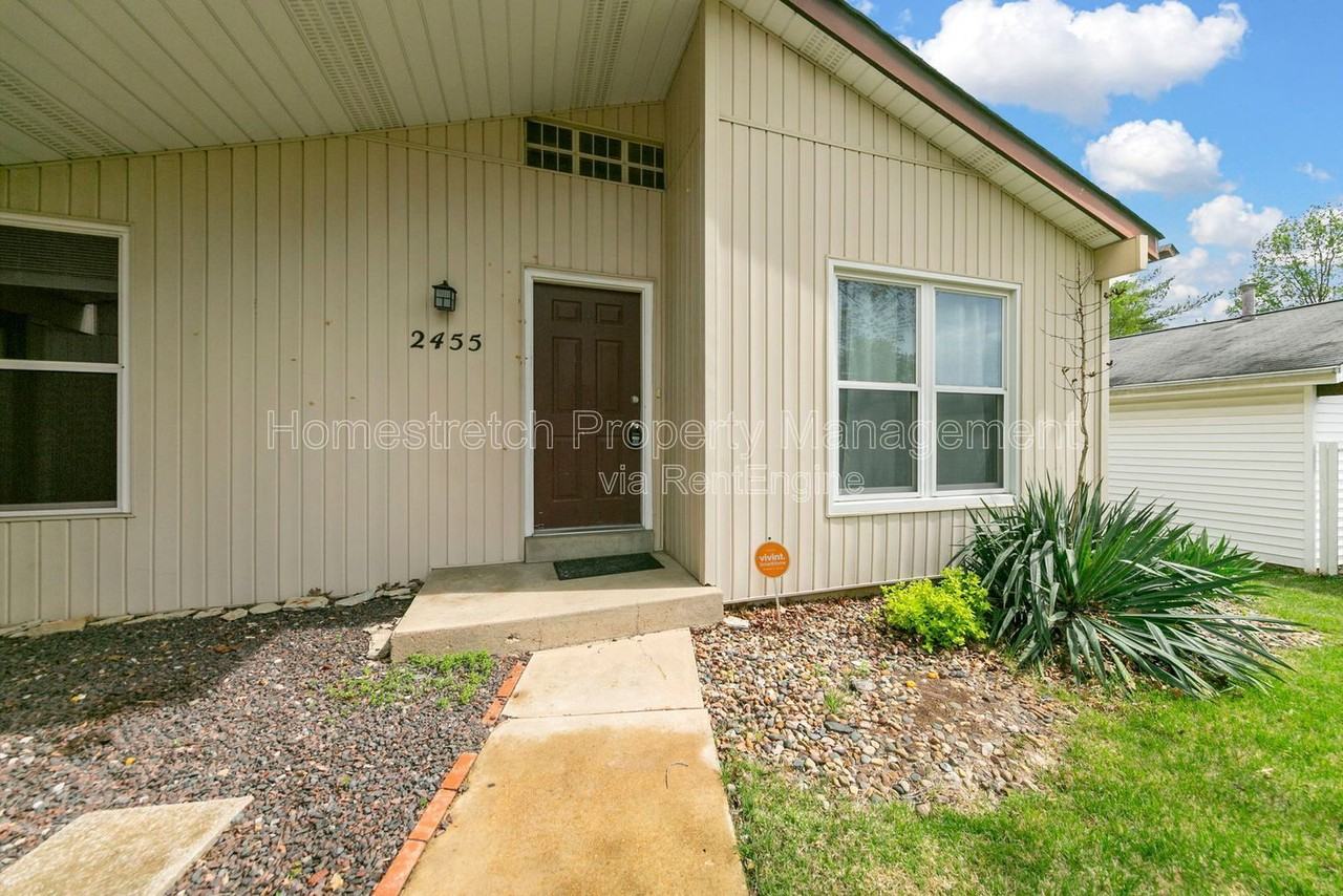 2455 Buttonwood Ct - Photo 2 of 29