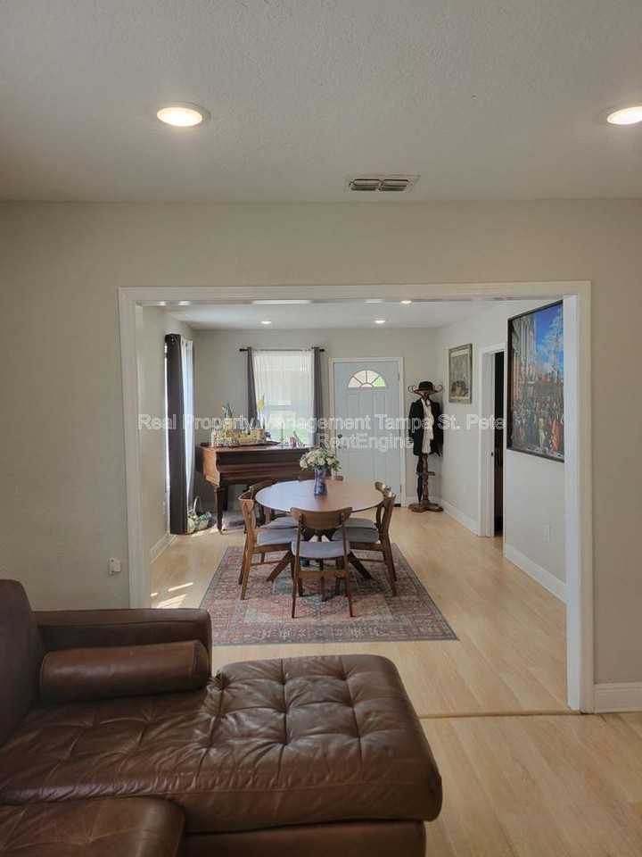 1711 E New Orleans Ave - Photo 6 of 31