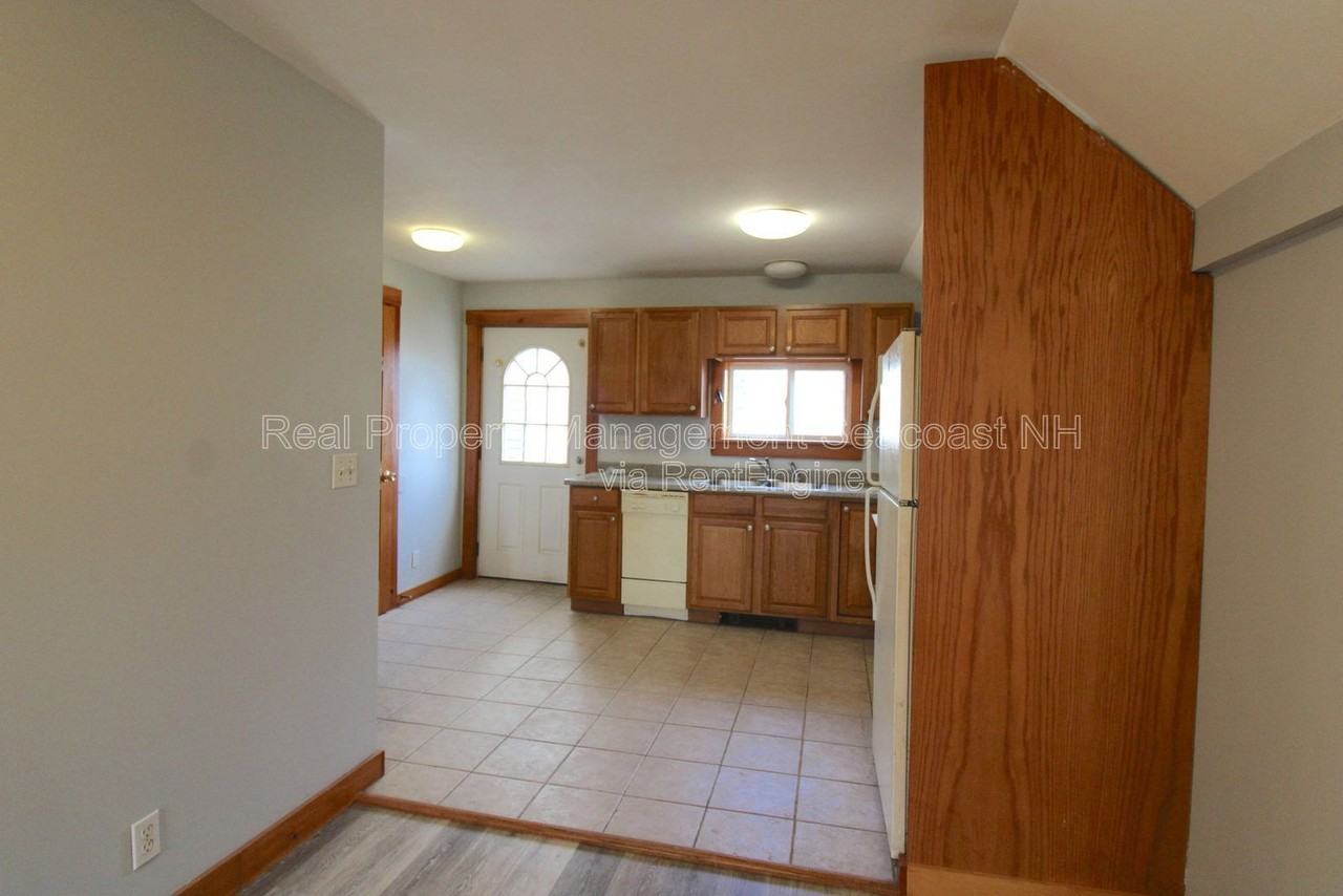 34 First St #D - Photo 3 of 11