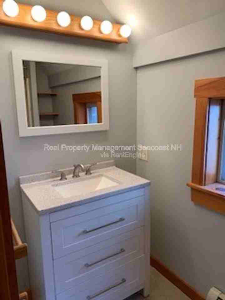 34 First St #D - Photo 7 of 11