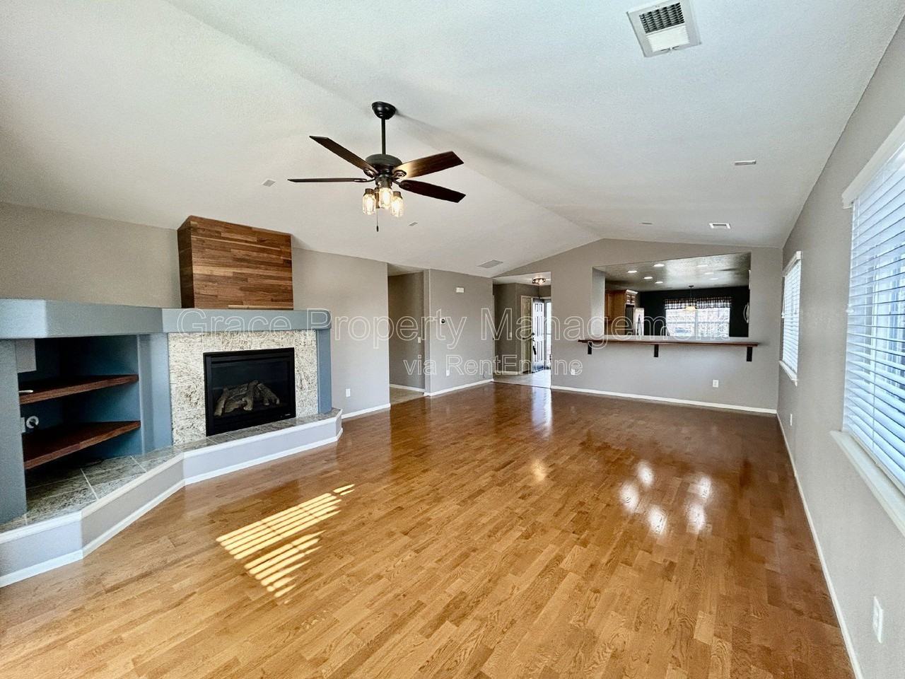 479 Hayloft Way - Photo 5 of 28