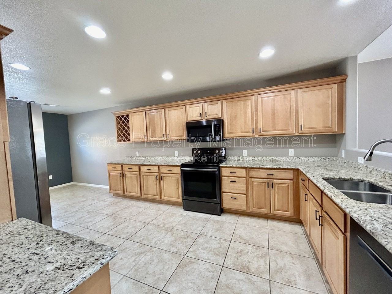 479 Hayloft Way - Photo 6 of 28