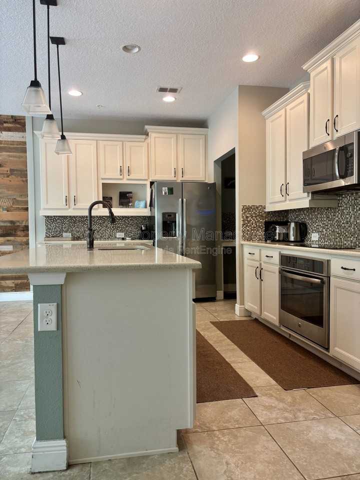 1114 Palma Verde Pl - Photo 3 of 15