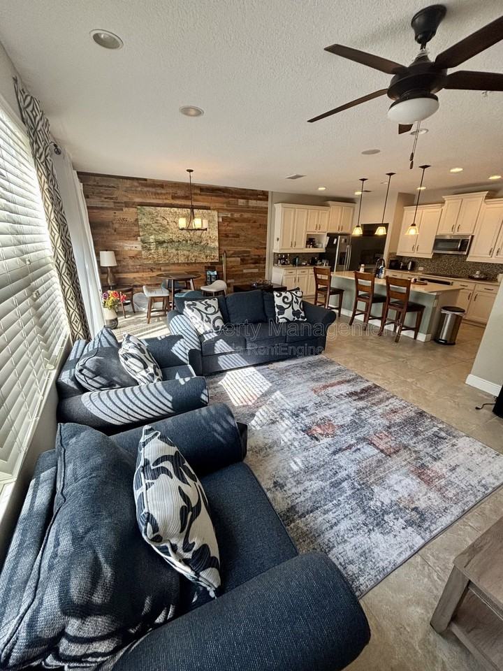 1114 Palma Verde Pl - Photo 4 of 15