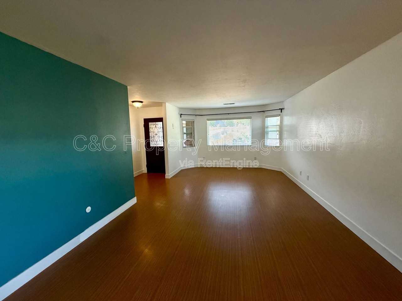 23357 Glenn Ellen Way - Photo 6 of 17