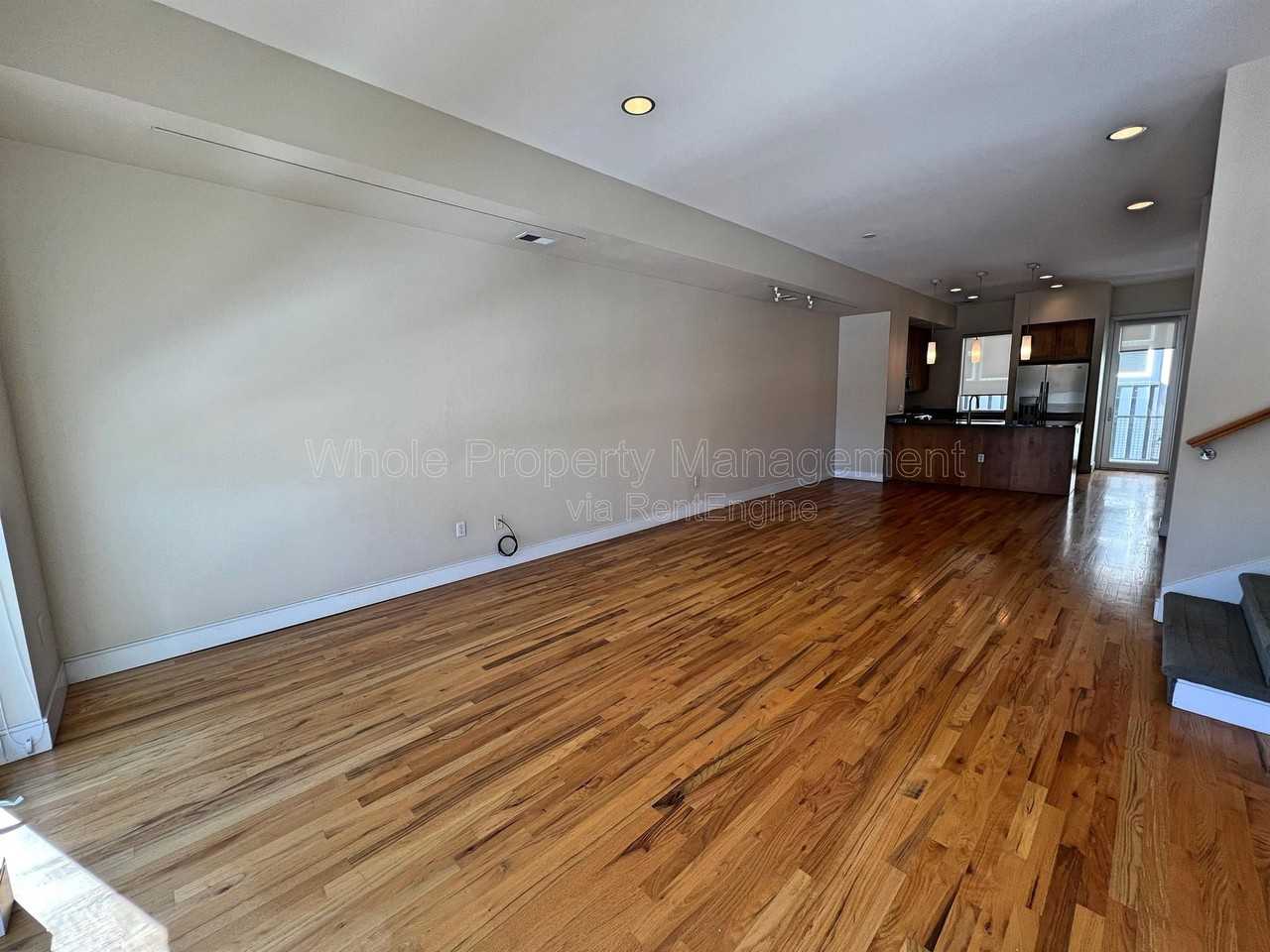 2403 Bryant St - Photo 5 of 40