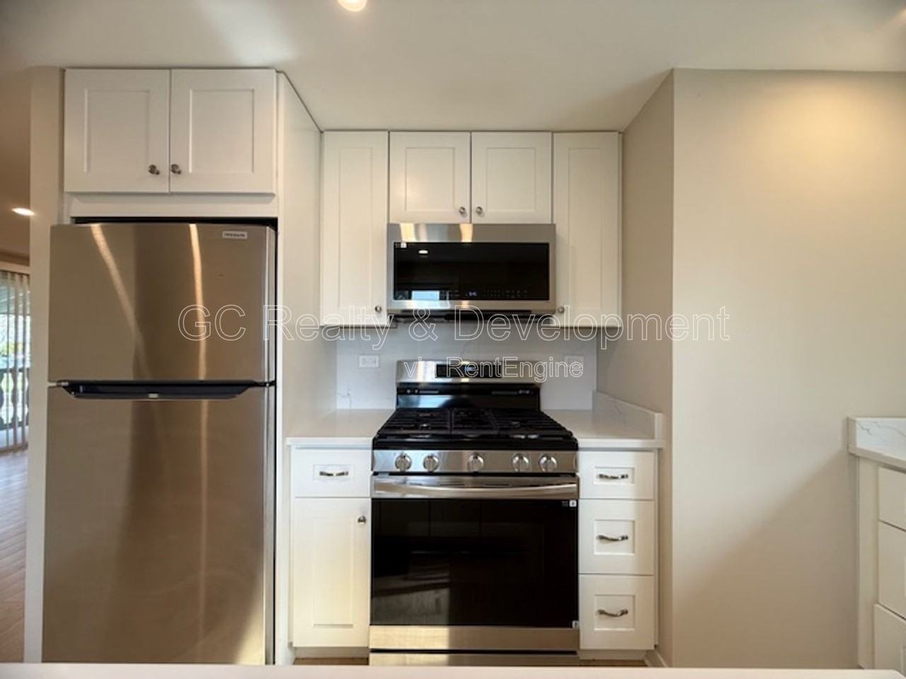 3233 Twyford Rd - Photo 4 of 25