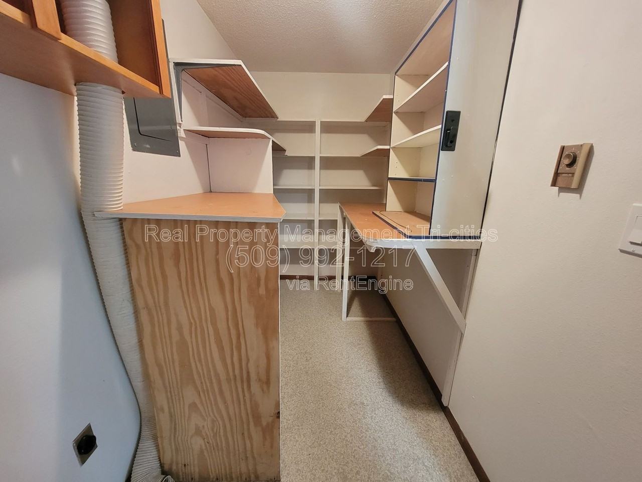 1618 W 7th Pl #A - Photo 7 of 10