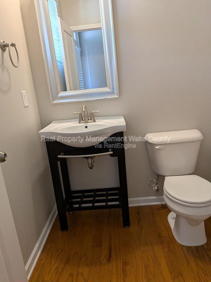 772 Treviso Ln - Photo 4 of 26