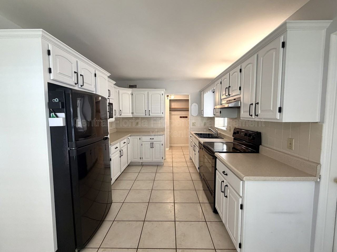 1947 Summerfield Rd - Photo 6 of 21