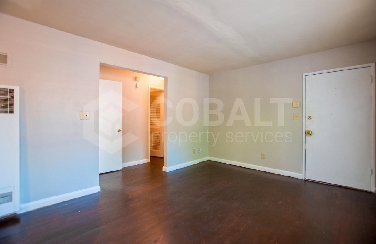 954 Saint Charles Ave Ne #7 - Photo 3 of 16