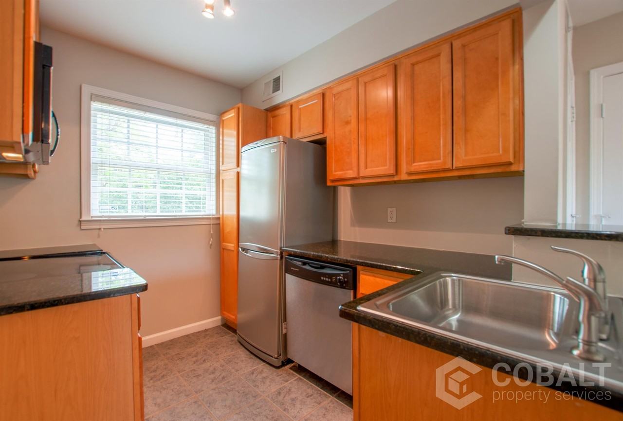 190 Kirkwood Rd Ne #B4 - Photo 5 of 18