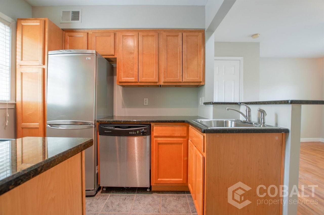 190 Kirkwood Rd Ne #B4 - Photo 6 of 18