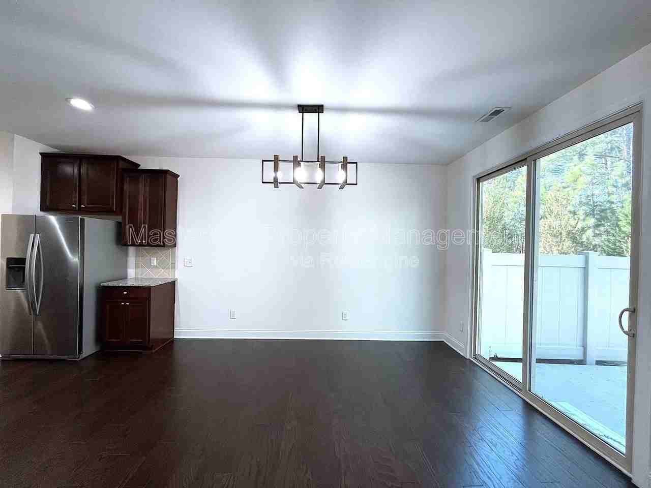 152 Alamosa Pl - Photo 5 of 21