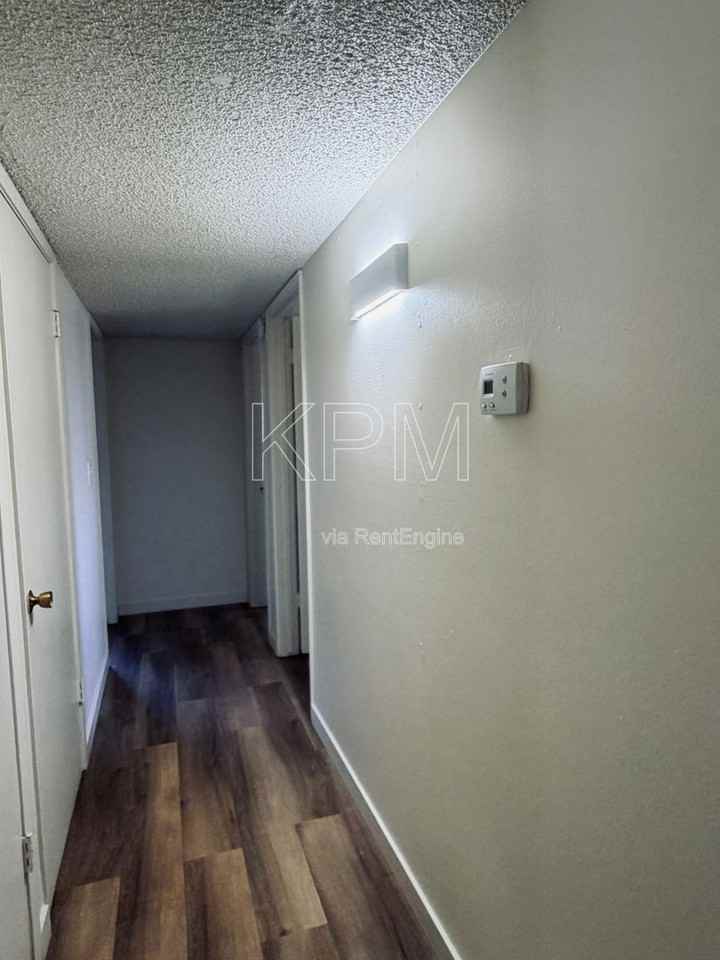 8446 N El Dorado St - Photo 7 of 21