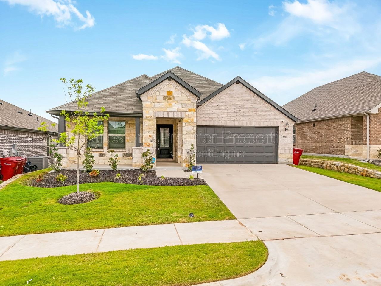 2200 Dunbar Dr - Photo 2 of 41