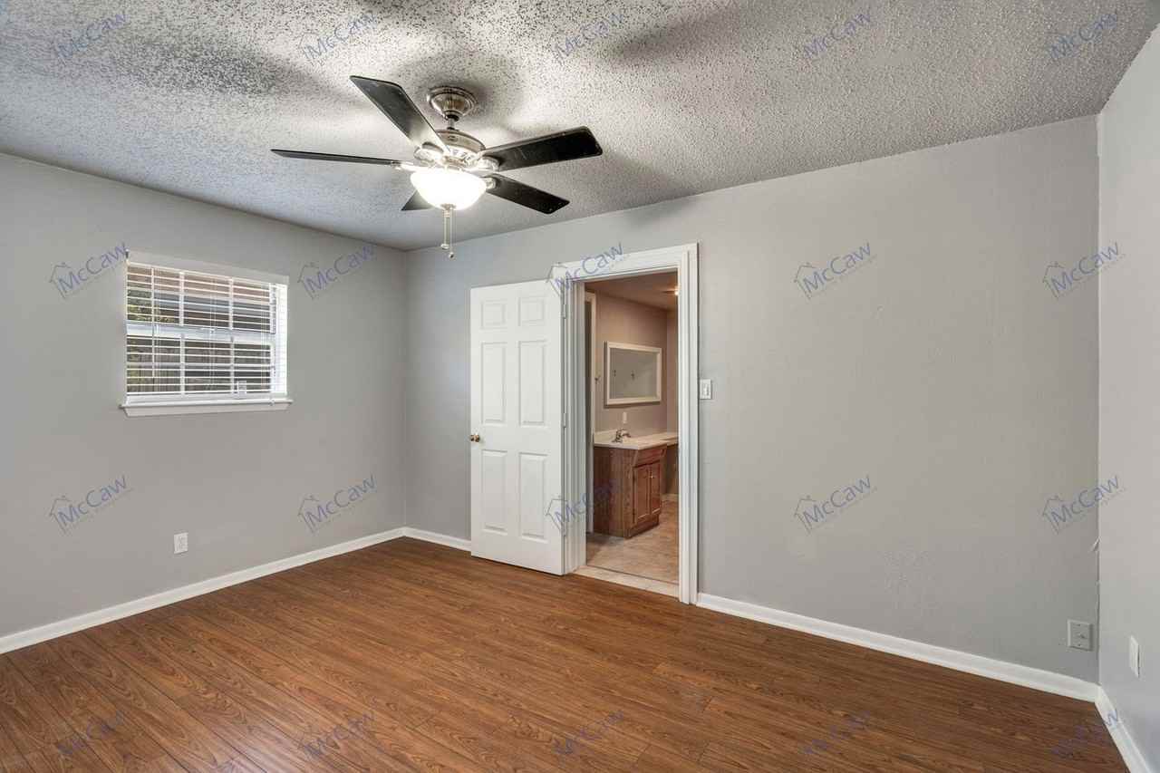 5117 Bahama Dr - Photo 7 of 17