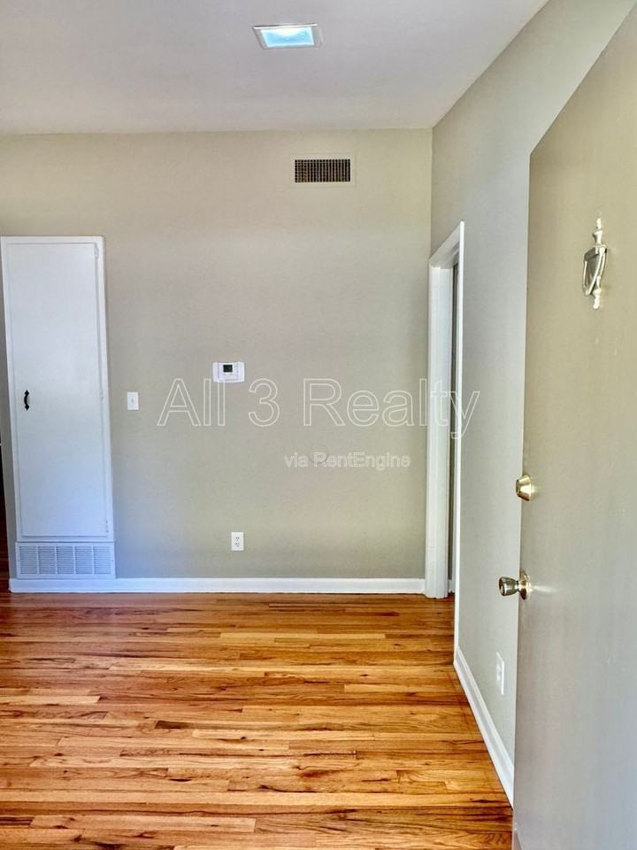 3600 Nottingham Rd - Photo 5 of 34