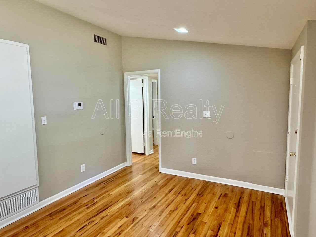 3600 Nottingham Rd - Photo 6 of 34