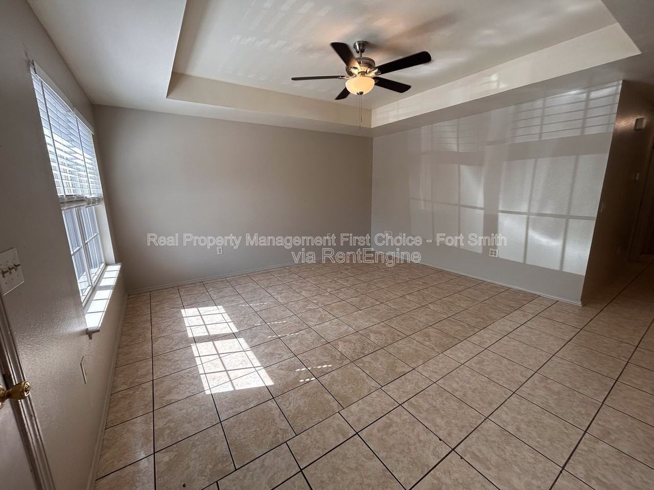 1439 Brazil Ave - Photo 2 of 16