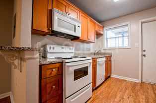 271 Glen Iris Dr Ne #2A - Photo 1 of 1
