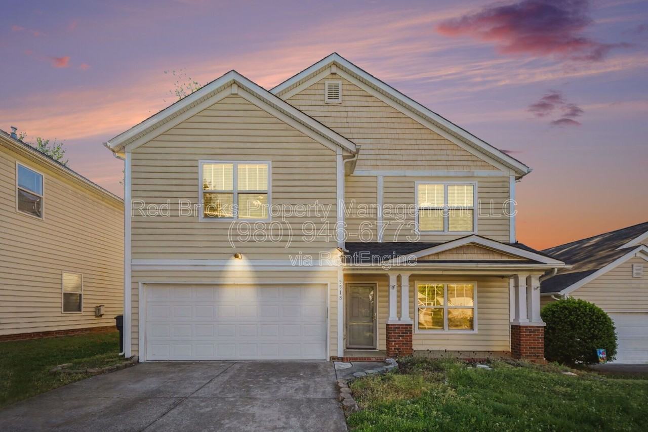 5518 Stowe Derby Dr - Photo 2 of 45