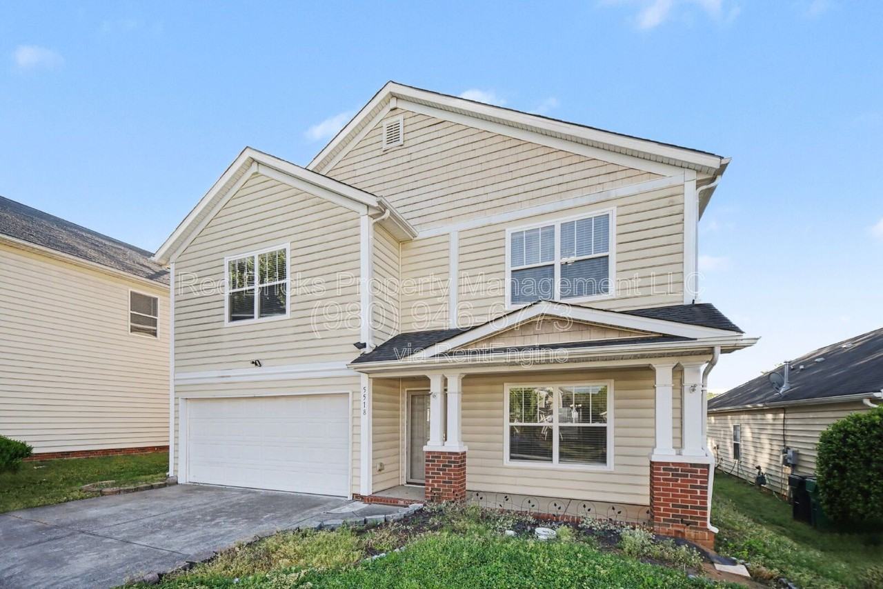 5518 Stowe Derby Dr - Photo 5 of 45