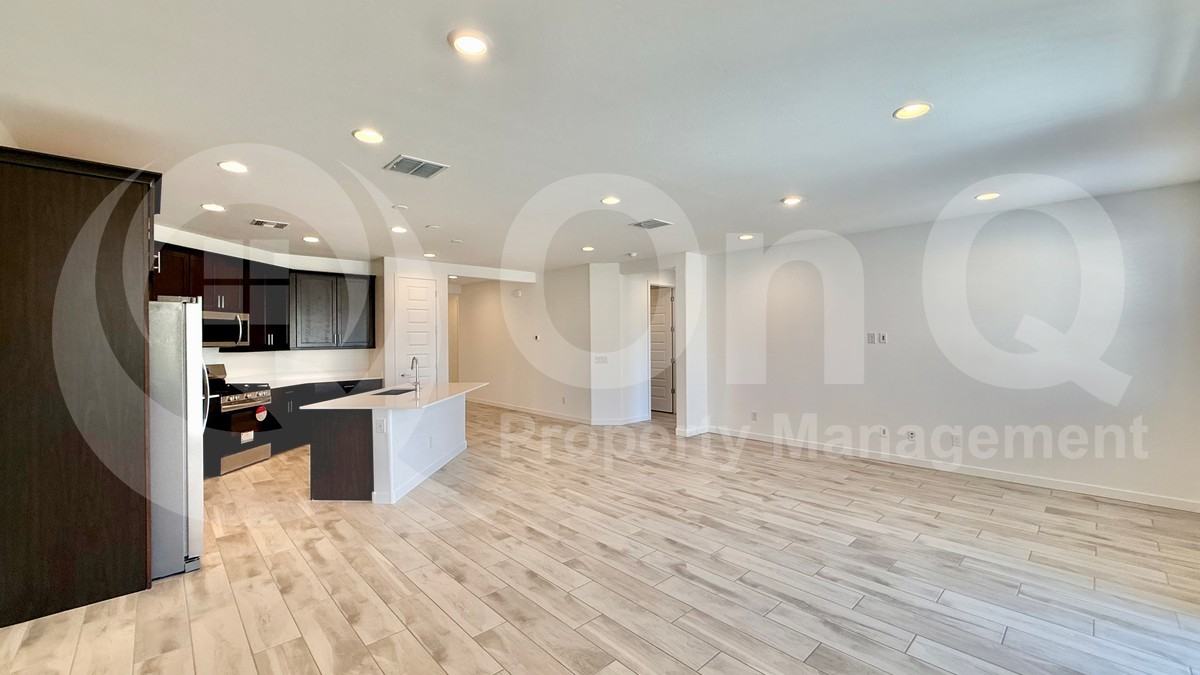 1454 W J Waltz Way - Photo 5 of 22