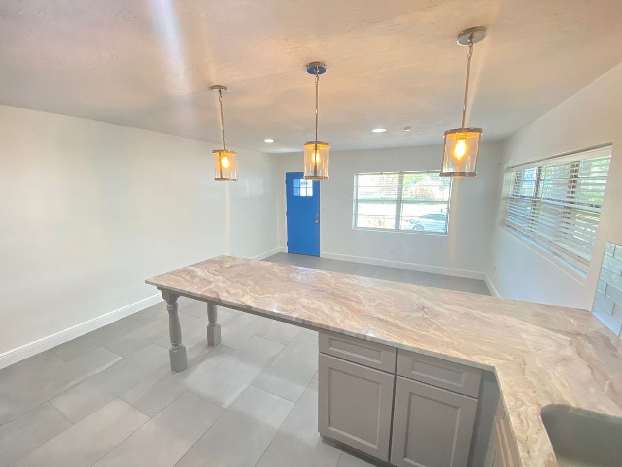 1001 E Pine St - Photo 7 of 19