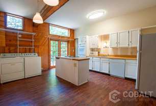 856 Monroe Dr Ne #B - Photo 1 of 1