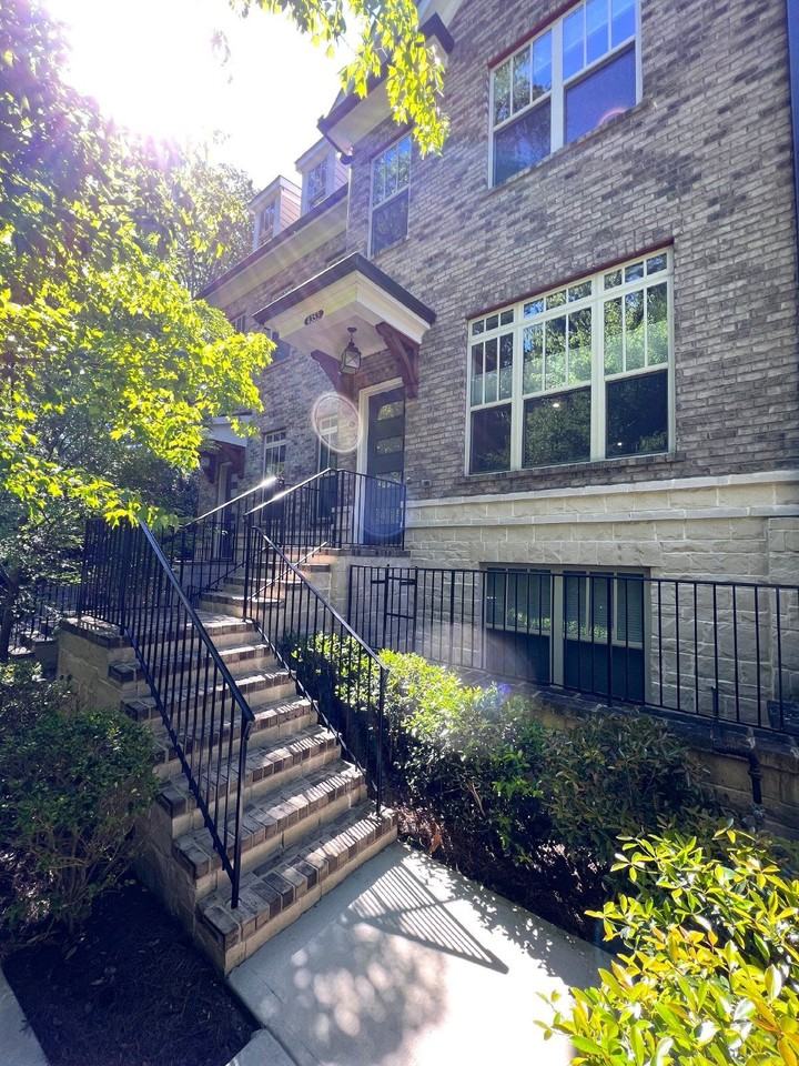 4353 Parkside Pl - Photo 4 of 50