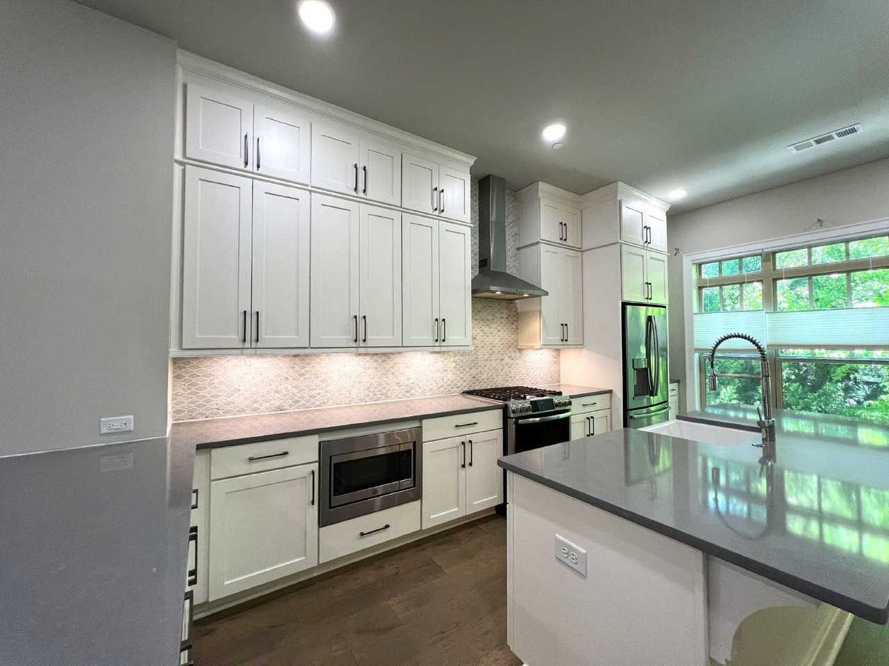 4353 Parkside Pl - Photo 7 of 50