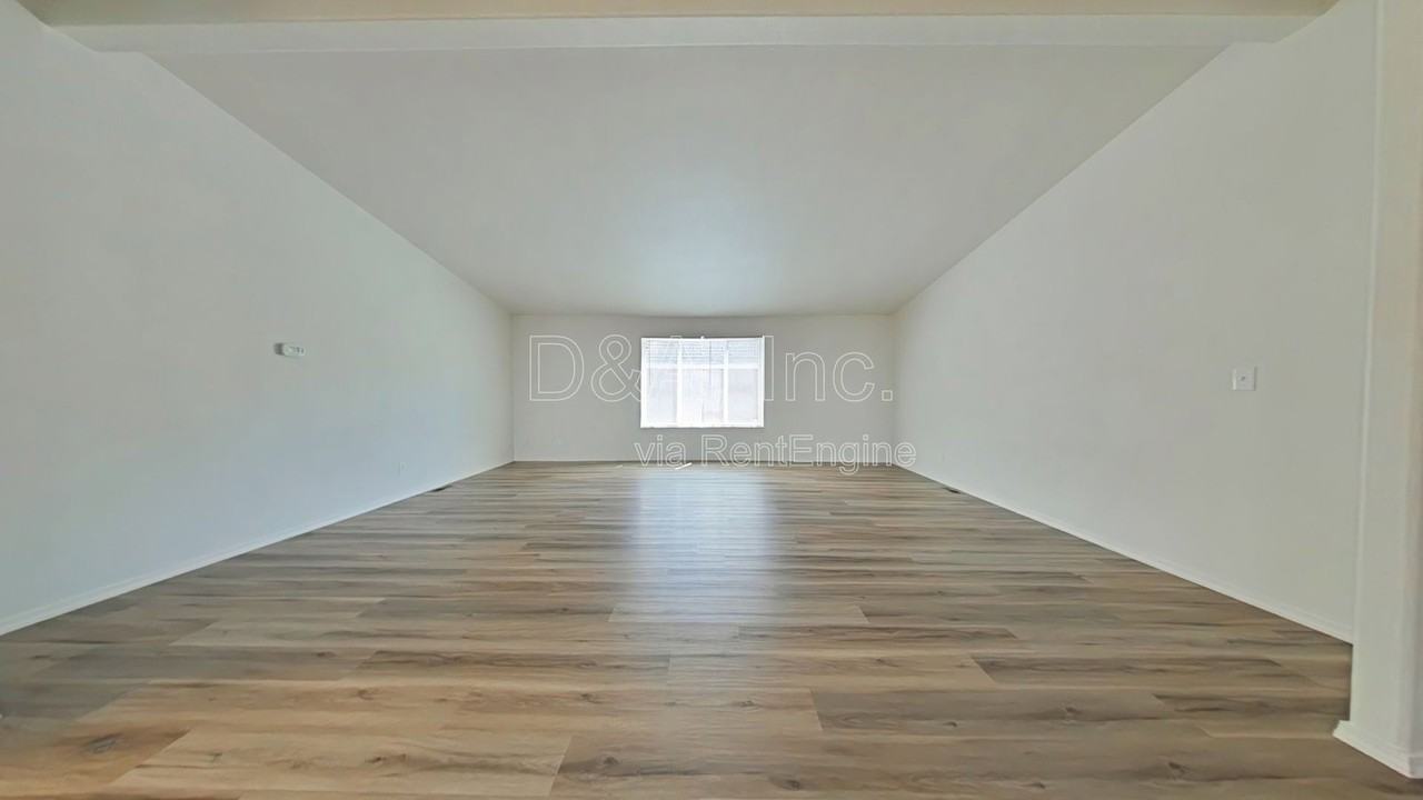 419 Nw 14th St - Photo 2 of 11