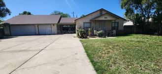 104 E Donna Dr - Photo 1 of 1