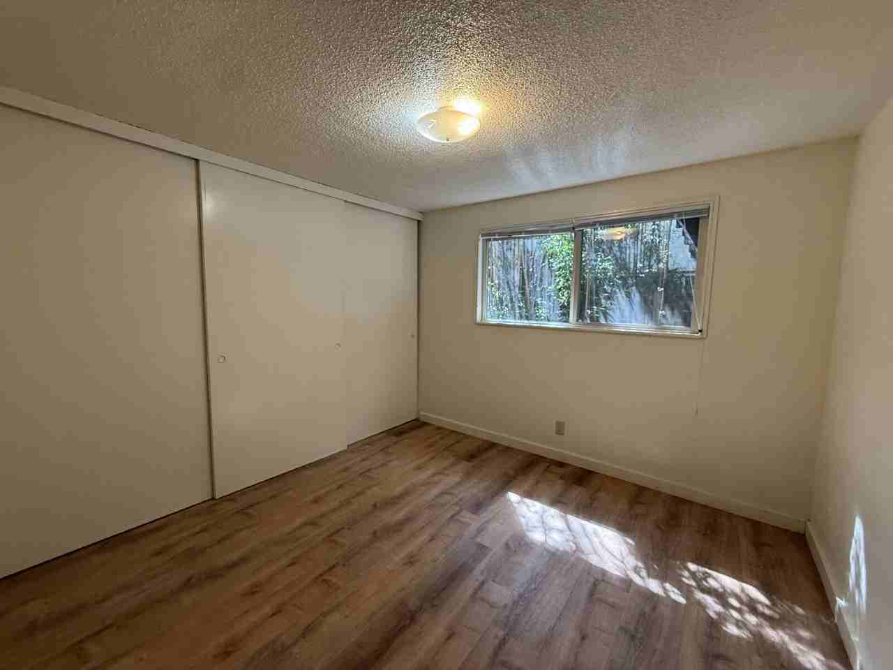 851 W 5th Ave #6 - Photo 5 of 11