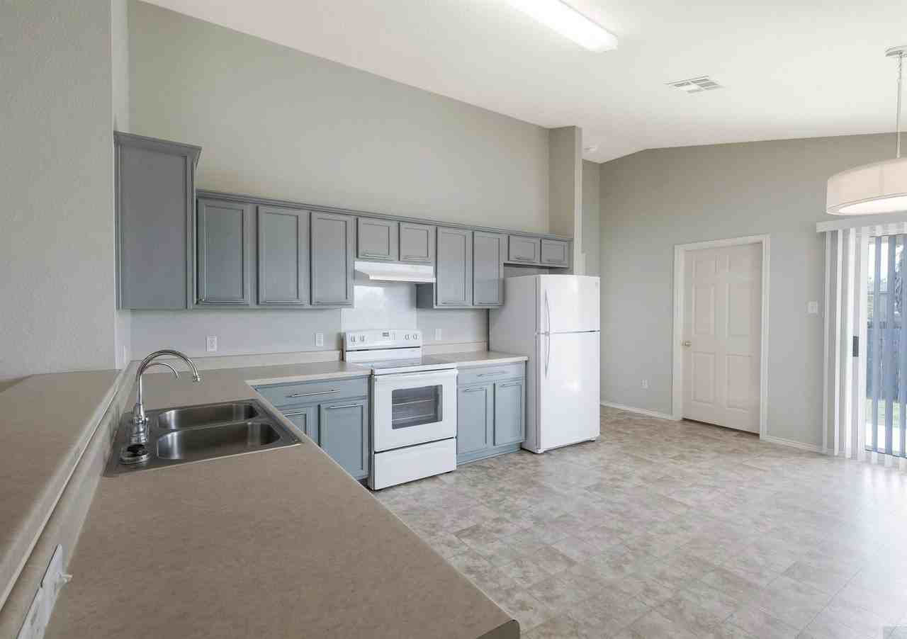 13400 James Monroe St - Photo 2 of 44