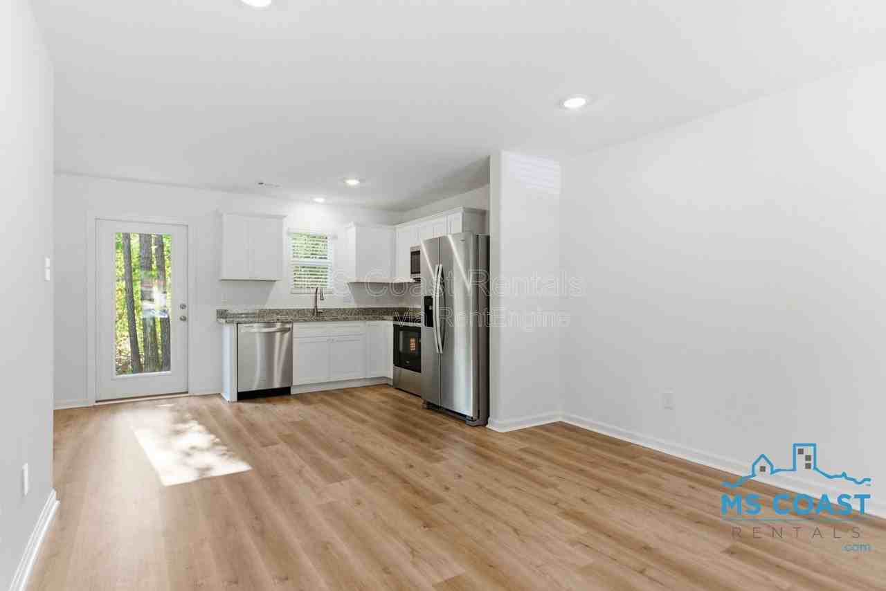 13459 Gorman St - Photo 5 of 22