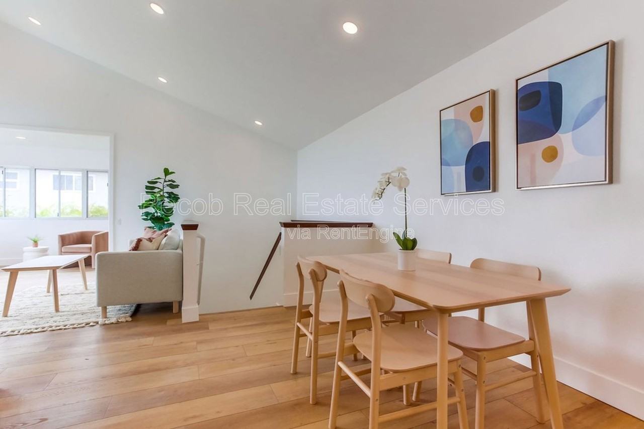 222 4th St - Photo 7 of 18