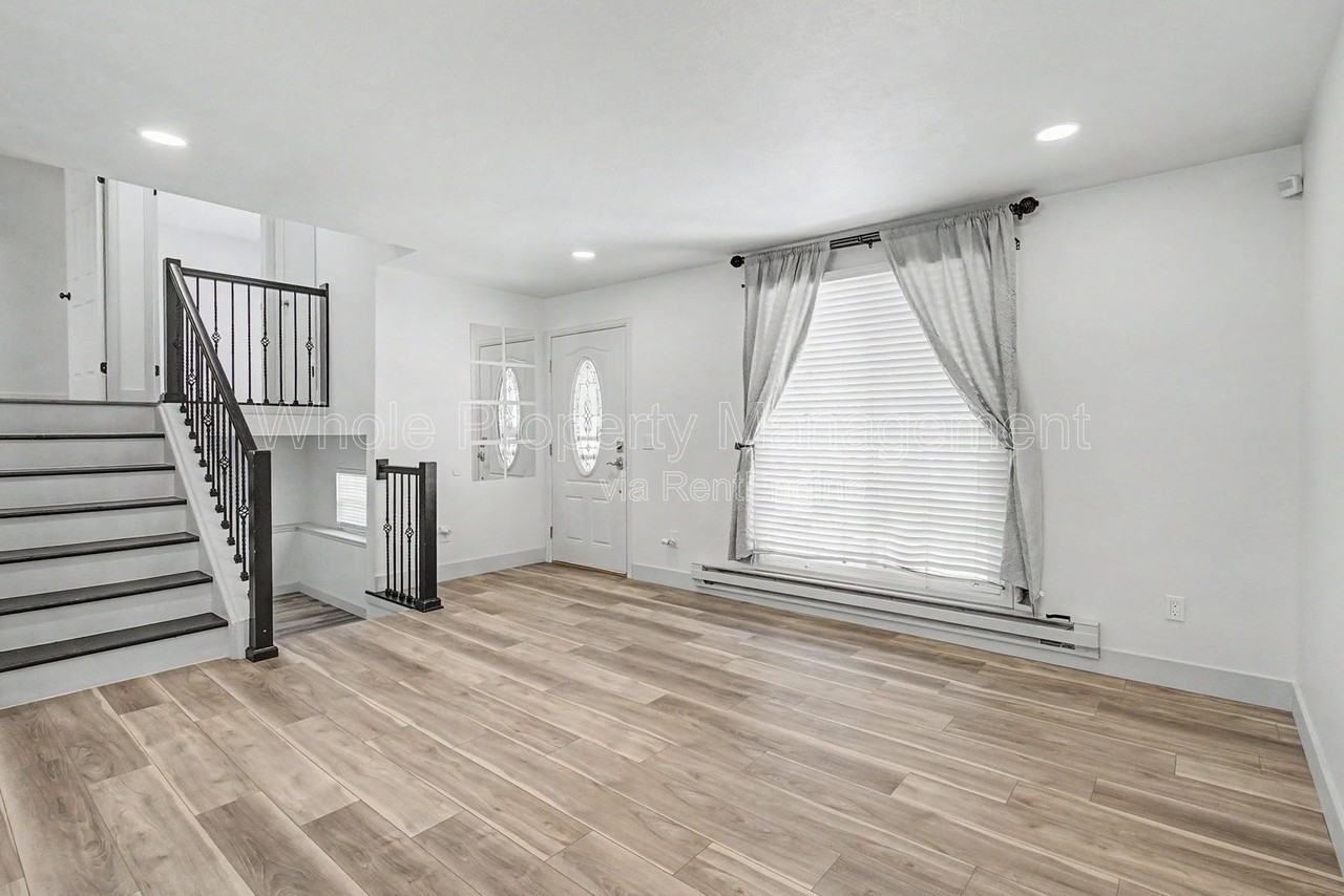 17805 E Kansas Pl - Photo 2 of 28